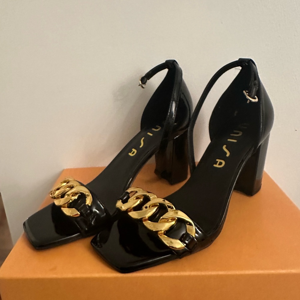 Unisa Denny Sandal